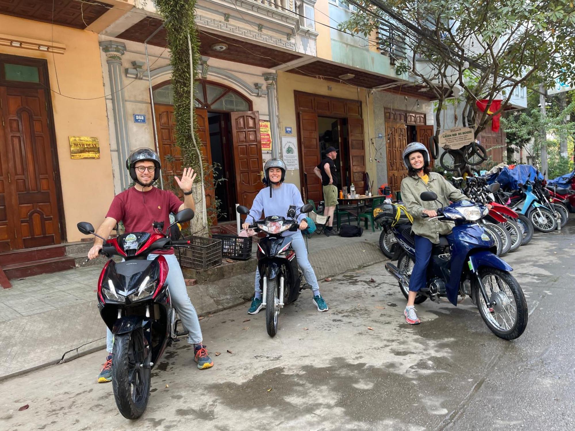 Green Riders House - Motorbike Rental & Tours Каобанг Екстер'єр фото